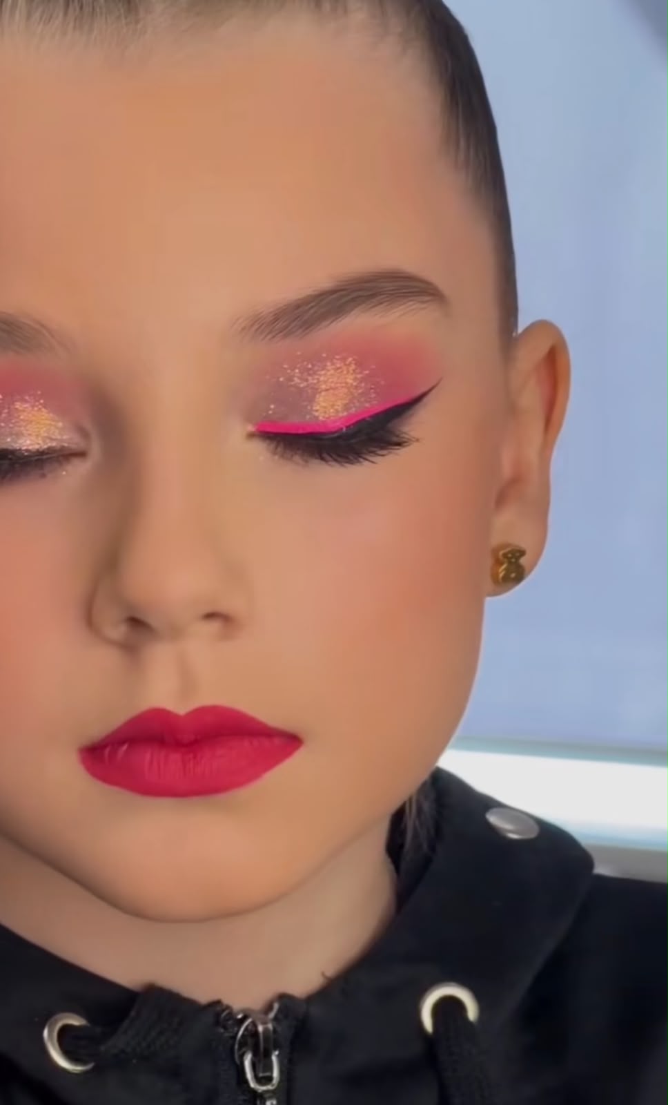 Maquillaje y Peinado